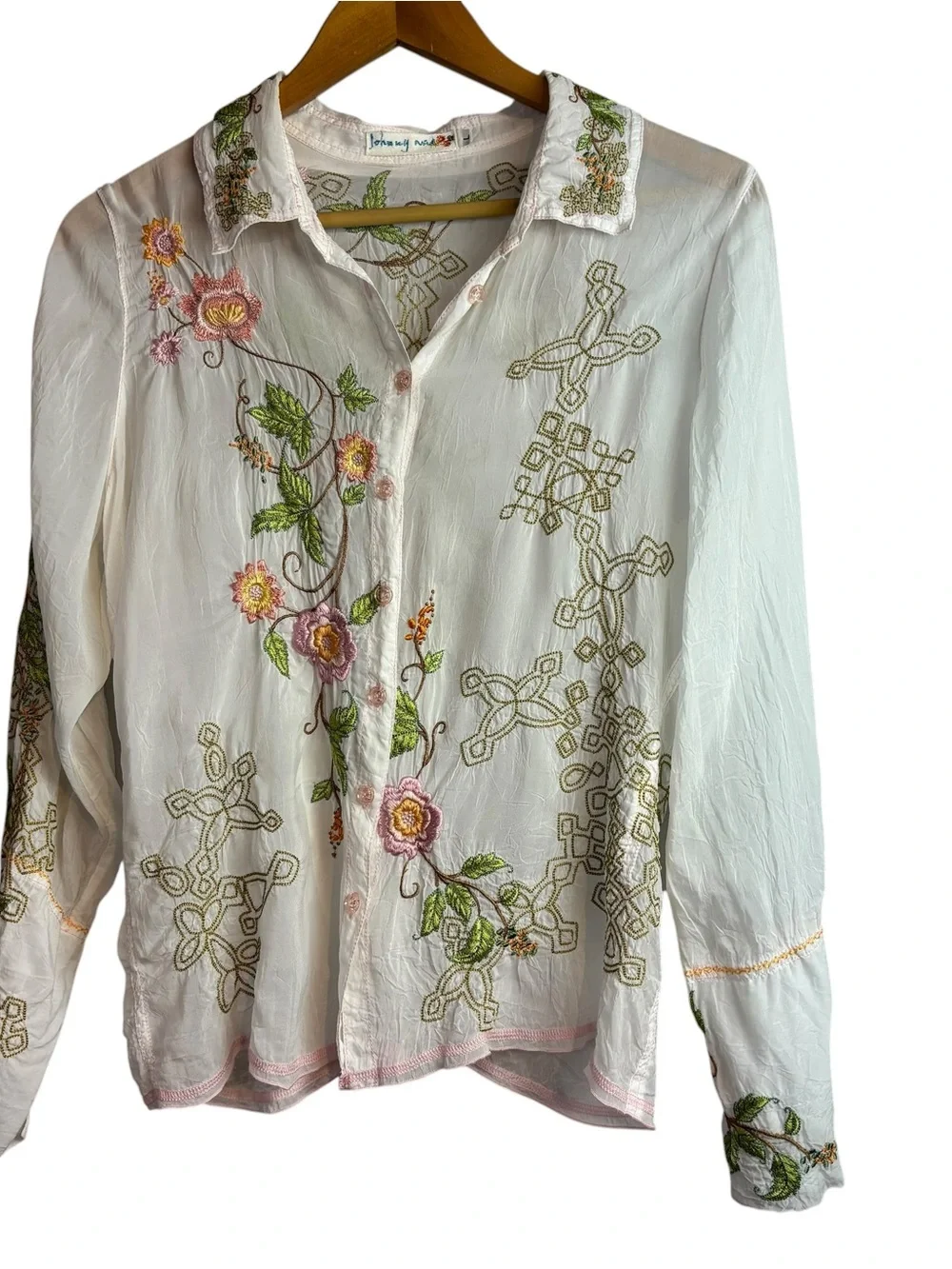 Johnny was button down shirt embroidered Blouse size L - Picture 4 of 7